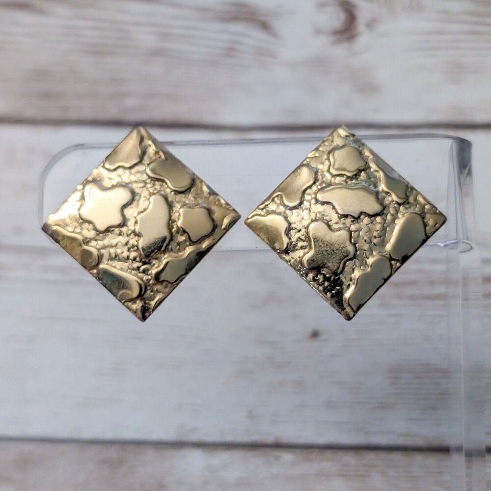 Vintage Clip On Earrings - Gold Tone with Design - Clip Repair Needed